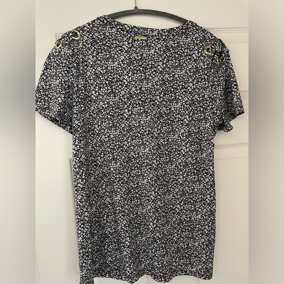 EUC MICHAEL Michael Kors Floral Blouse With Gold Eyelet Detail - Picture 3 of 3